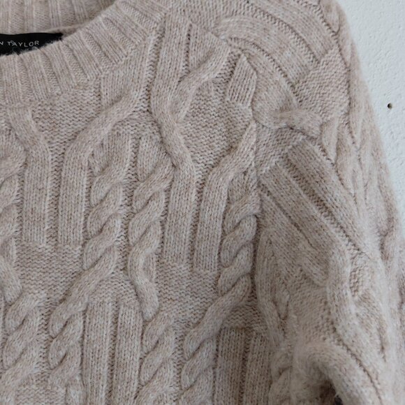 Ann Taylor Alpaca Wool Blend Beige Cable Knit Sweater Small Women Classic Preppy - Picture 2 of 8